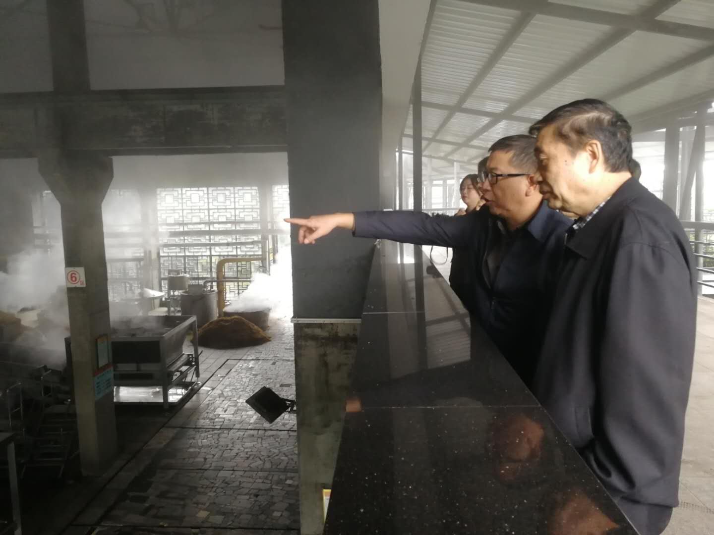 唐小琦院长带领研发团队一行对全市重点企业考察调研