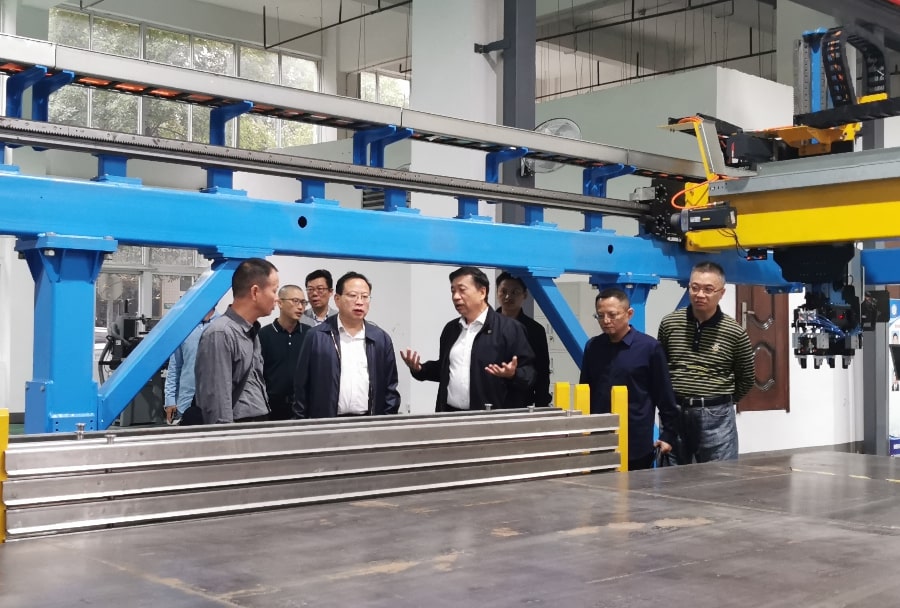 邵阳学院葛金文校长一行莅临我院考察交流