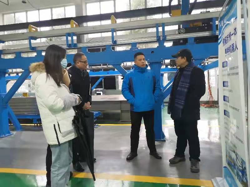 科技引领发展 建设夯实基础