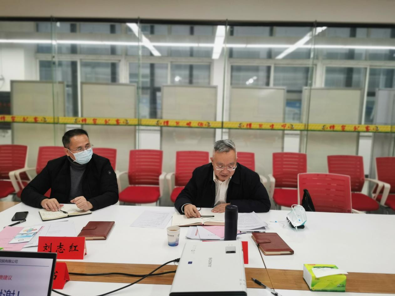 以科技创新引领产业转型 李茂席调研邵先院并宣讲党的二十大精神