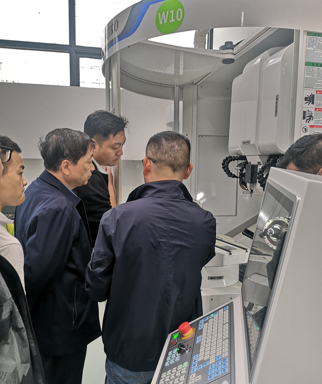 市州头条 | 专家“雁归来” 企业“牛起来”  | 邵阳引进专家团队充当技术攻坚“主心骨”